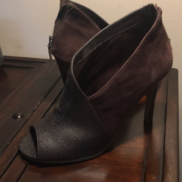 Halogen suede and leather open toe heels - Picture 3 of 6